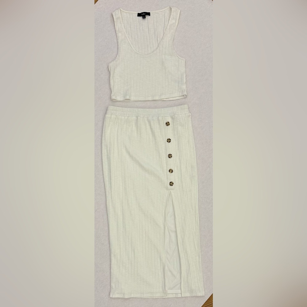 Lulu’s White Crop Top and Skirt Set - Size Large